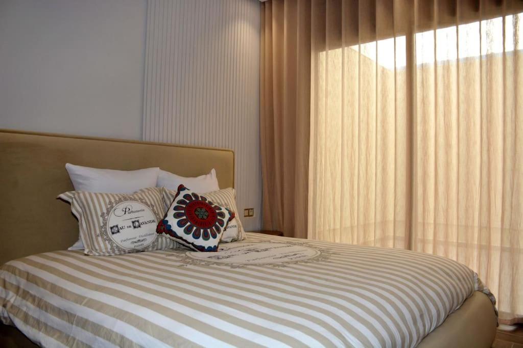 Belle Vue Apartment *